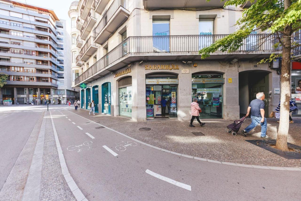 Bravissimo Marques De Camps, 3-Bedroom Apartment Girona Esterno foto